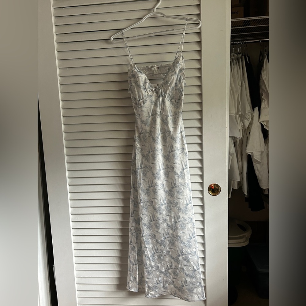 New Lush Open Back Midi Dress-Size Small
